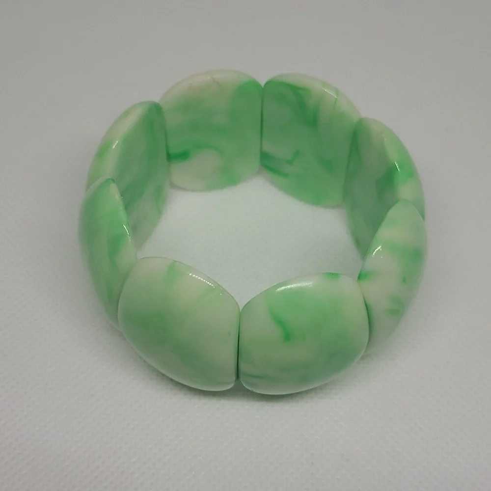 VINTAGE Classic Acrylic Resin Wide Cuff Stretch Bracelet - Picture 2 of 13